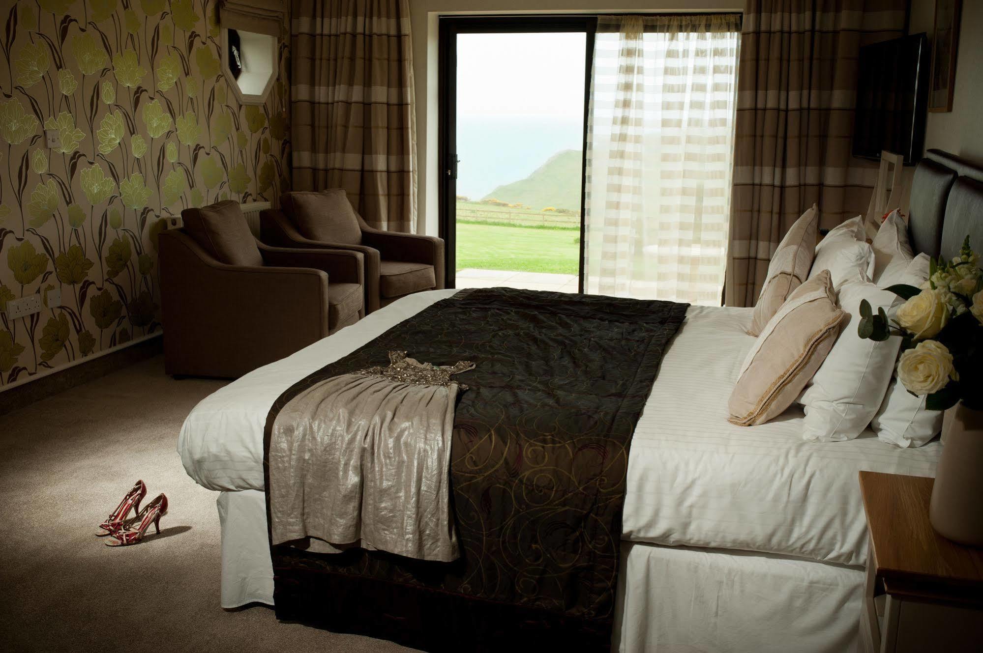 Soar Mill Cove Hotel Kingsbridge  Exteriör bild